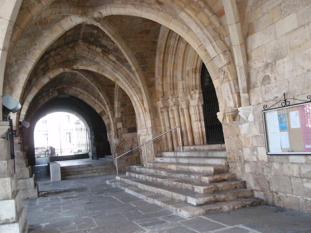Catedral de Santander - Dolmanrg Wikicommons