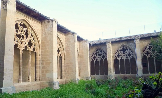 Claustro Iglesia de Santa María de los Arcos en Navarra