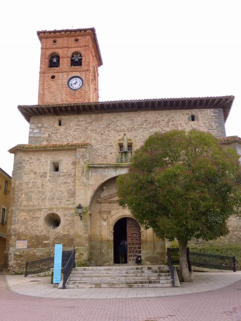 Iglesia de San Pedro - Wikimedia commons/Zarateman