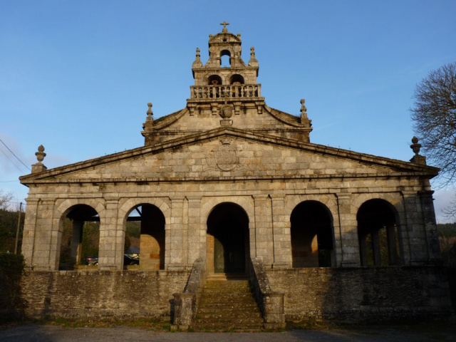 La iglesia de Santa María de Vilabade, imagen de Wikimedia Commons por Pilladooo