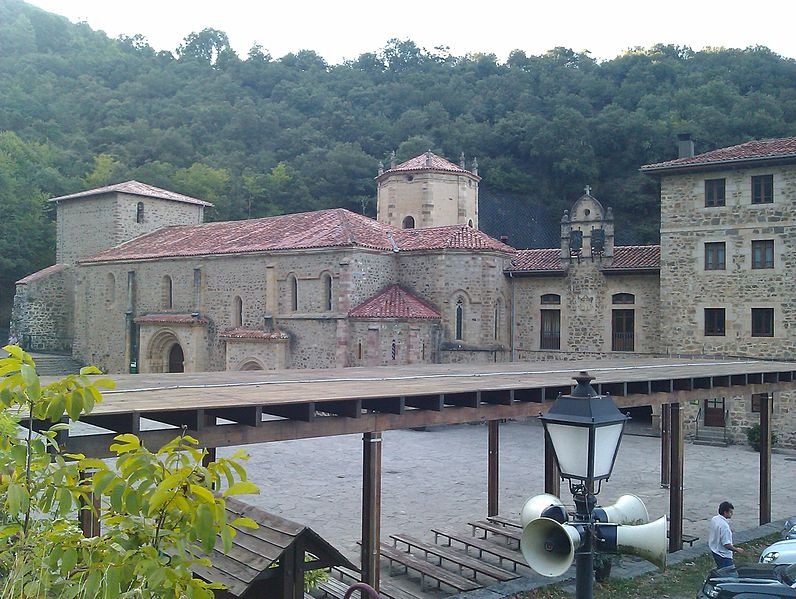 Monasterio de Santo Toribio de Liébana - Dvdgmz /Wikimedia