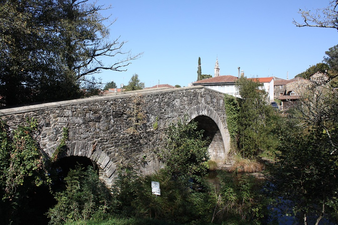 Puente de San Xoán de Furelos - Wikimedia Commons/Lameiro