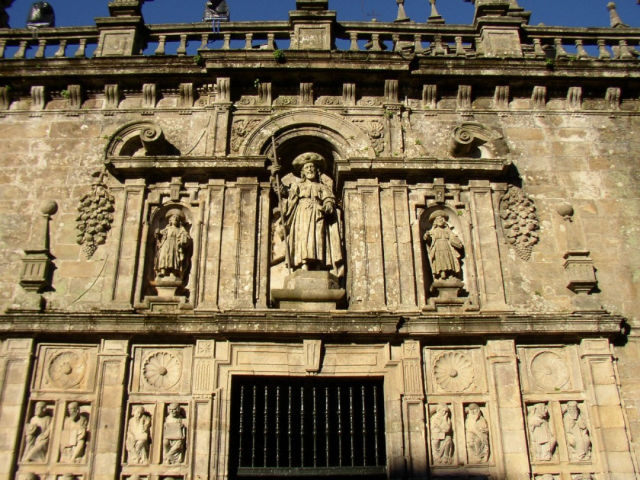 Puerta Santa de Santiago - José Antonio Gil Martínez / Wikipedia