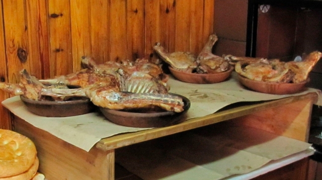 Lechazo asado | Wikimedia Commons