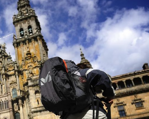 Camino de Santiago: la mochila más recomendada, unas zapatillas de trekking  y otros imprescindibles para completar la ruta sin lesiones